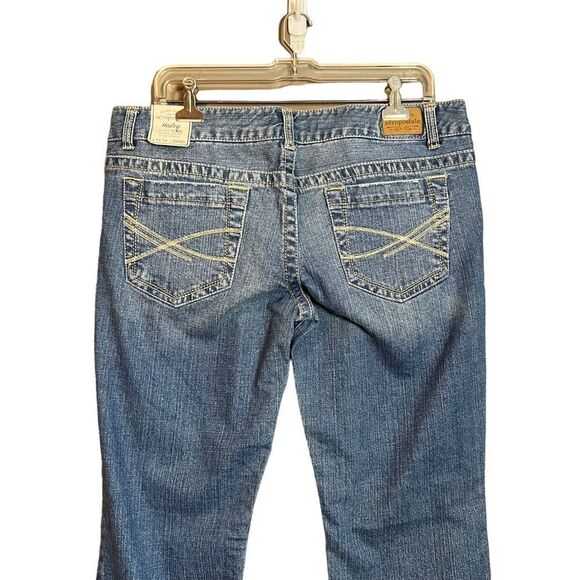 NWT! Aeropostale Hailey slim flare jeans - Picture 10 of 10